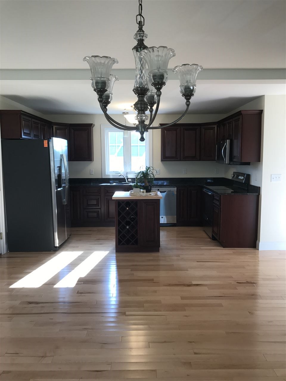 347 Mountain Road Concord, NH 03301 - Photo 8 of 18