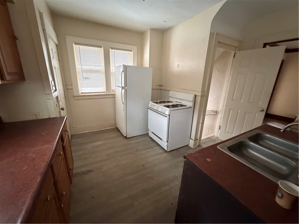 84 Stratford Park Rochester, NY 14611 - Photo 14 of 15