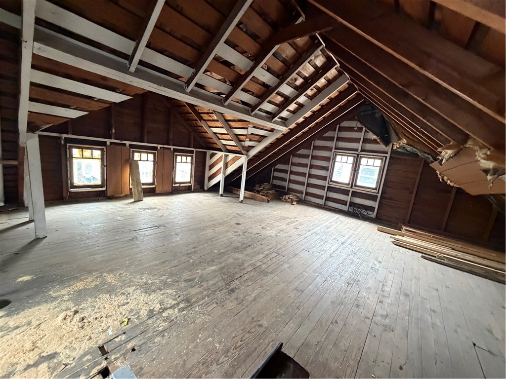 84 Stratford Park Rochester, NY 14611 - Photo 8 of 15