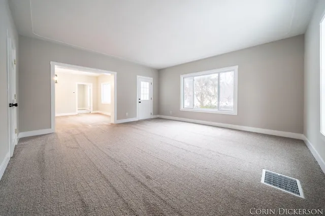 $319,900 | 5306 West Carson City Road, Greenville, MI 48838