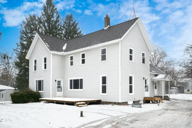 $319,900 | 5306 West Carson City Road, Greenville, MI 48838