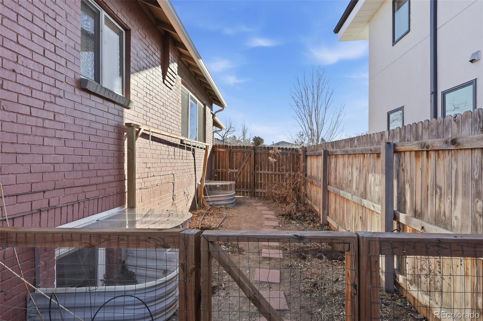 2737 Elizabeth Street Denver, CO 80205 - Photo 34 of 50