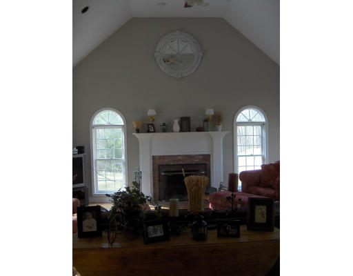 48 Meadowview Road Groton, MA 01450 - Photo 9 of 30 Gallery Image 9