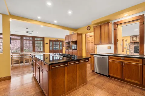$1,695,000 | 58 Hartford Street, Dover, MA 02030