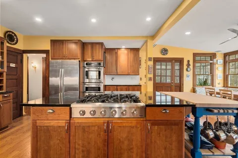 $1,575,000 | 58 Hartford Street, Dover, MA 02030