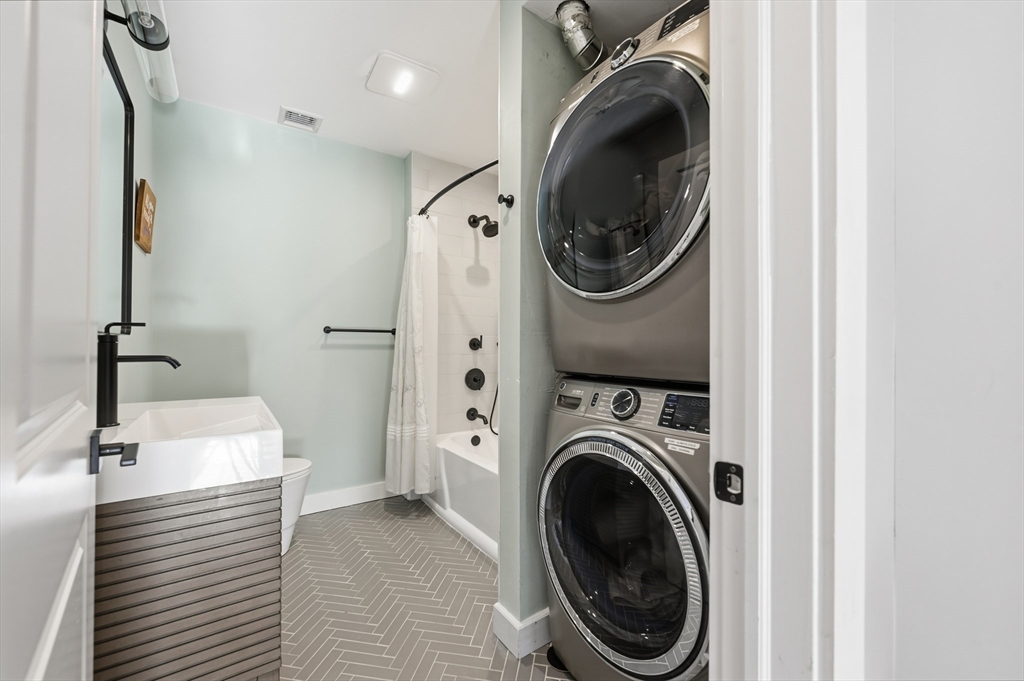 35 Tuckerman Street, Unit A Boston, MA 02127 - Photo 19 of 32