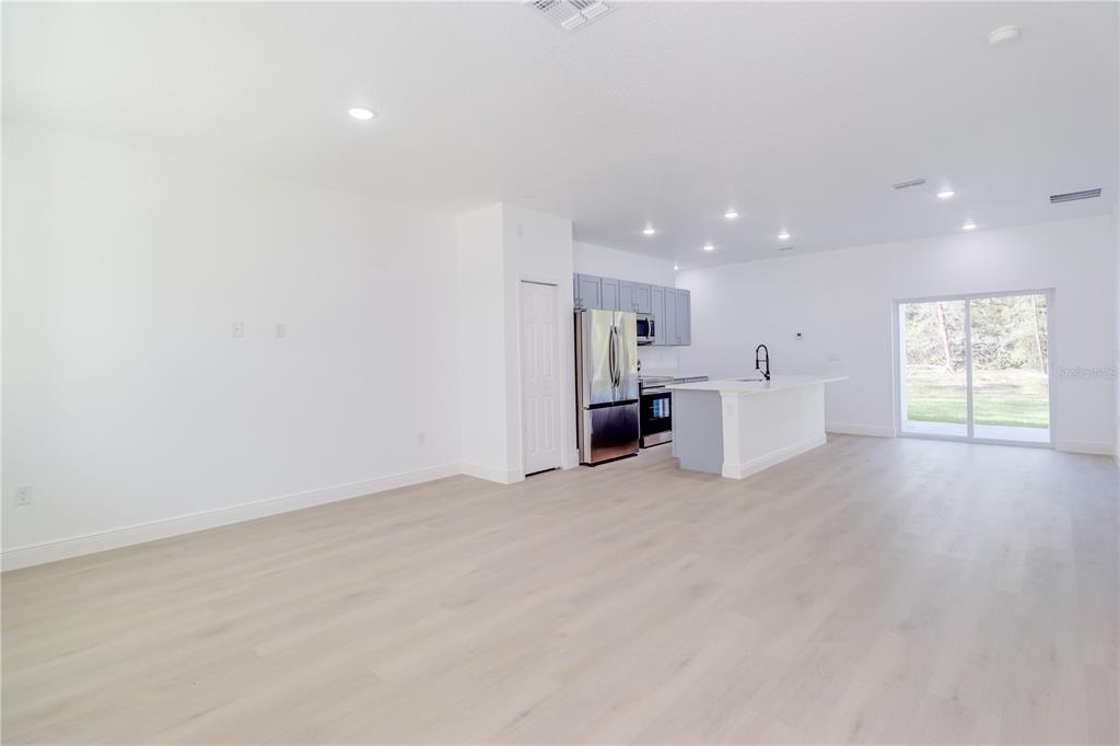 58 Fisher Trace Run Road Ocklawaha, FL 32179 - Photo 8 of 21