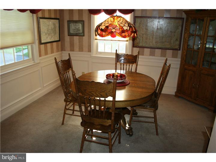 286 Valley View Road Springfield, PA 19064 - Photo 6 of 24 Dining Room