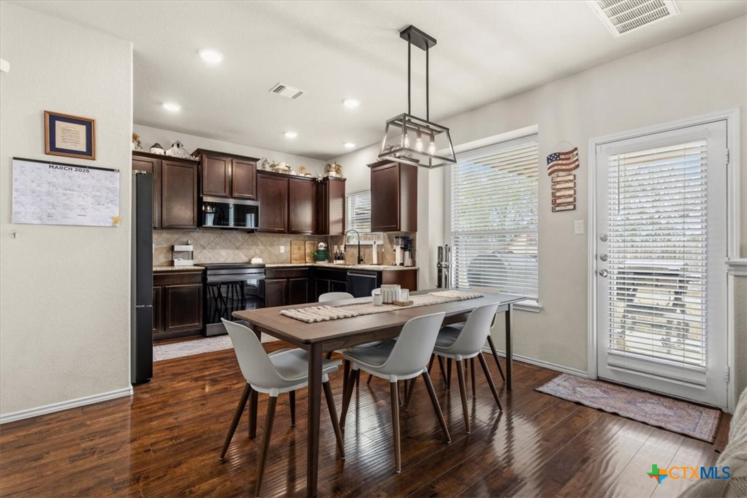 842 Hobby Road Copperas Cove, TX 76522 - Photo 7 of 39