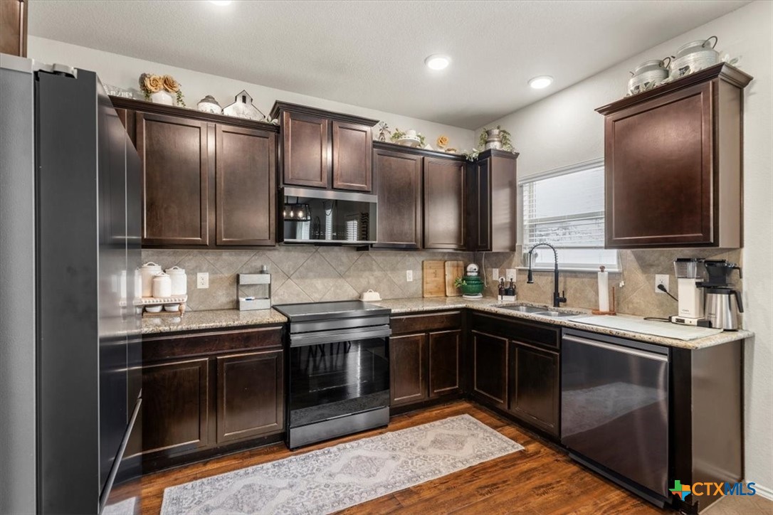 842 Hobby Road Copperas Cove, TX 76522 - Photo 8 of 39