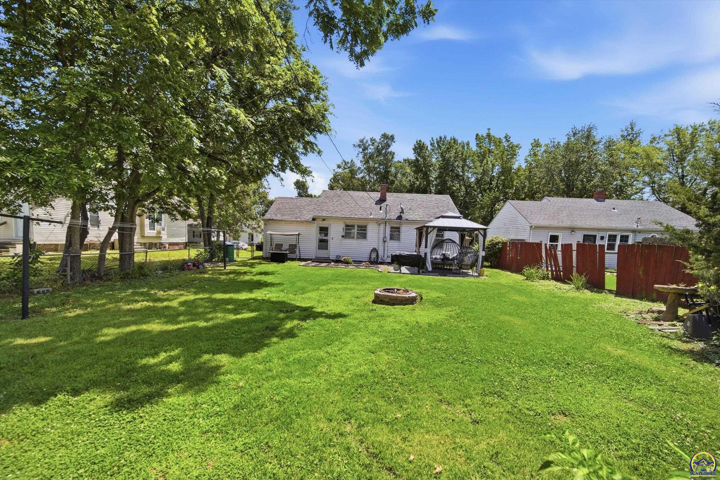 623 Southwest High Avenue Topeka, KS 66606 - Photo 28 of 30