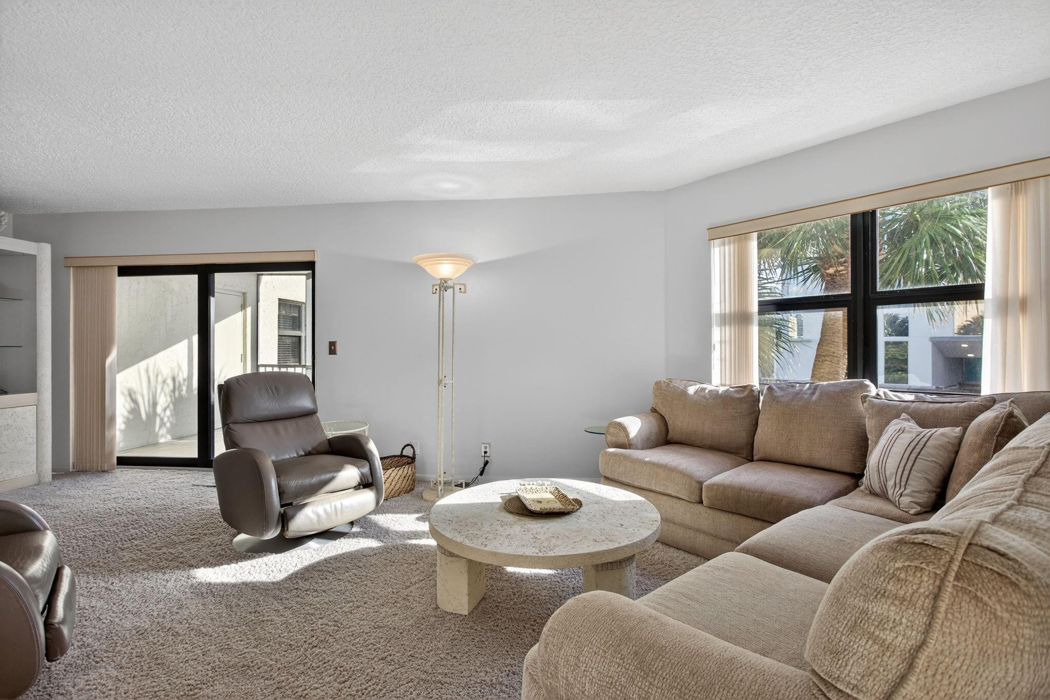 501 North Riverside Drive, Unit 301 Pompano Beach, FL 33062 - Photo 12 of 34 Photo 12