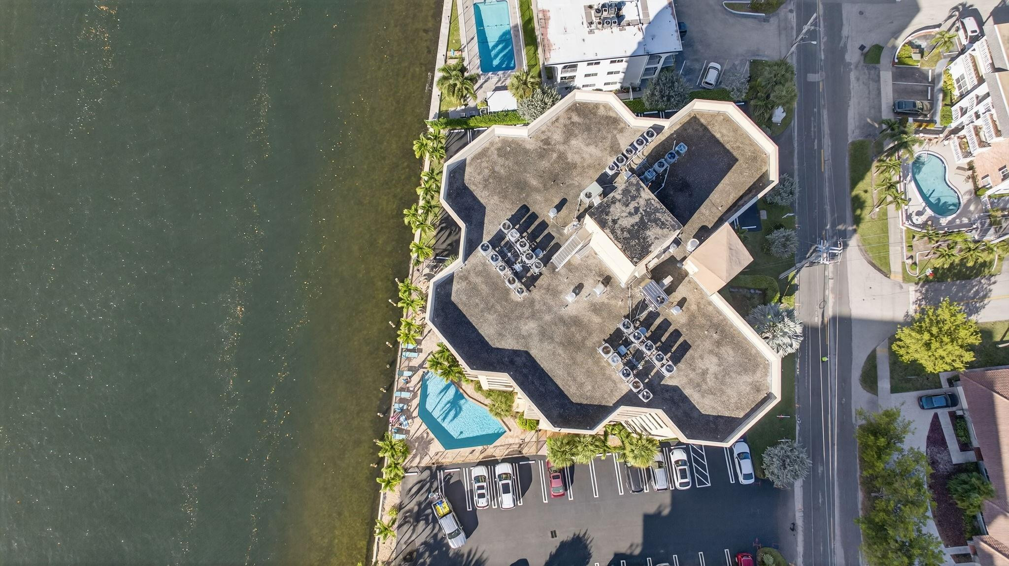 501 North Riverside Drive, Unit 301 Pompano Beach, FL 33062 - Photo 3 of 34 Photo 3