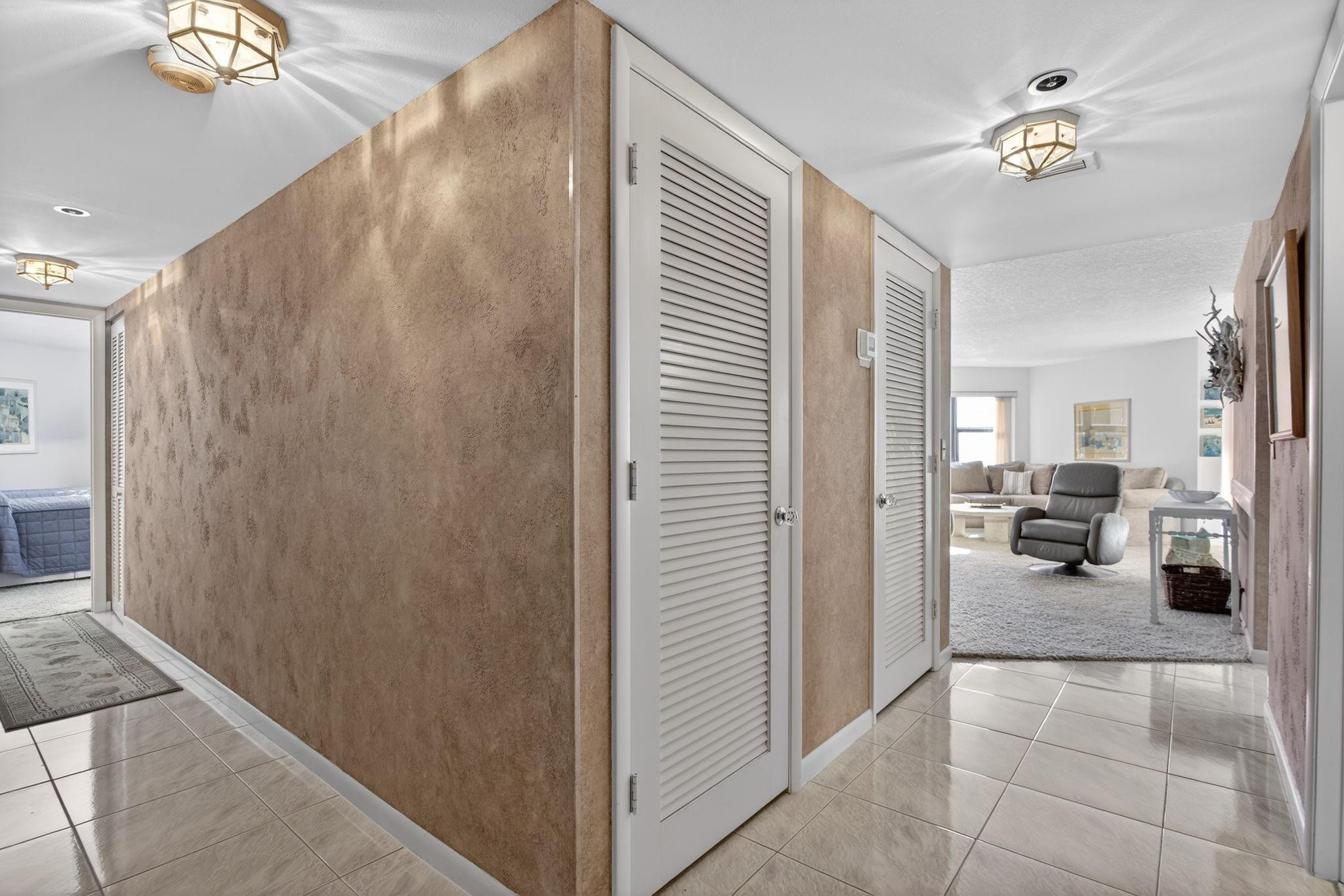 501 North Riverside Drive, Unit 301 Pompano Beach, FL 33062 - Photo 9 of 34 Photo 9