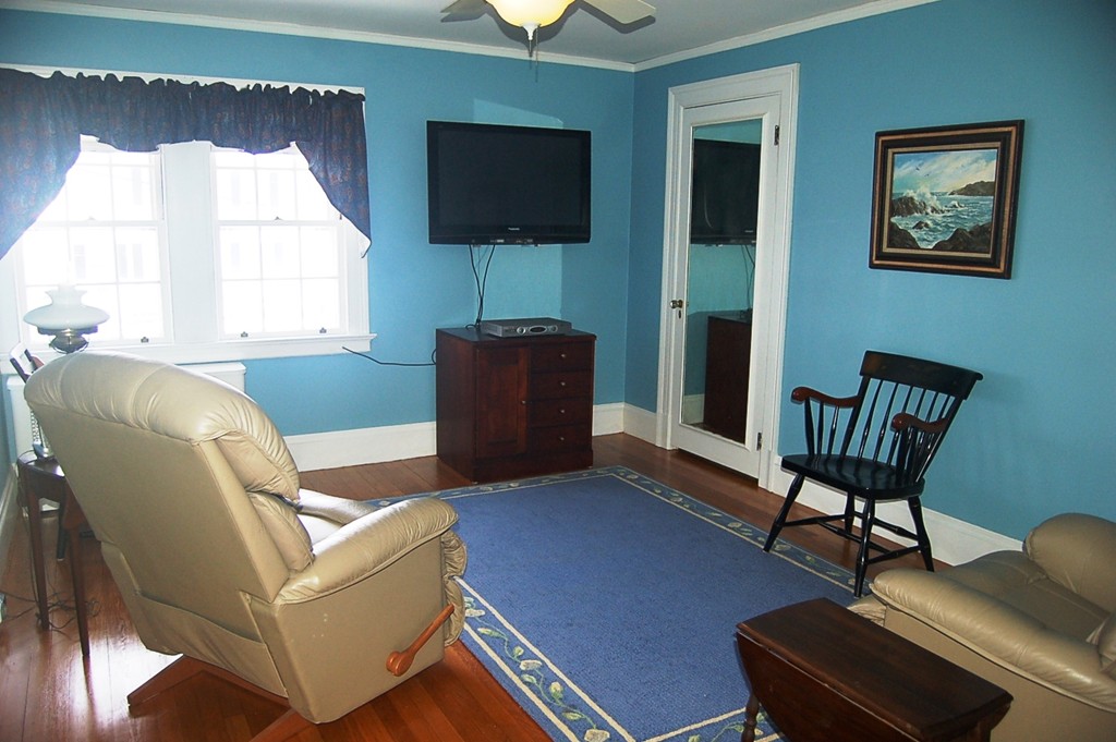 346 Gaskill Street Woonsocket, RI 02895 - Photo 21 of 25 a living room with furniture and a window