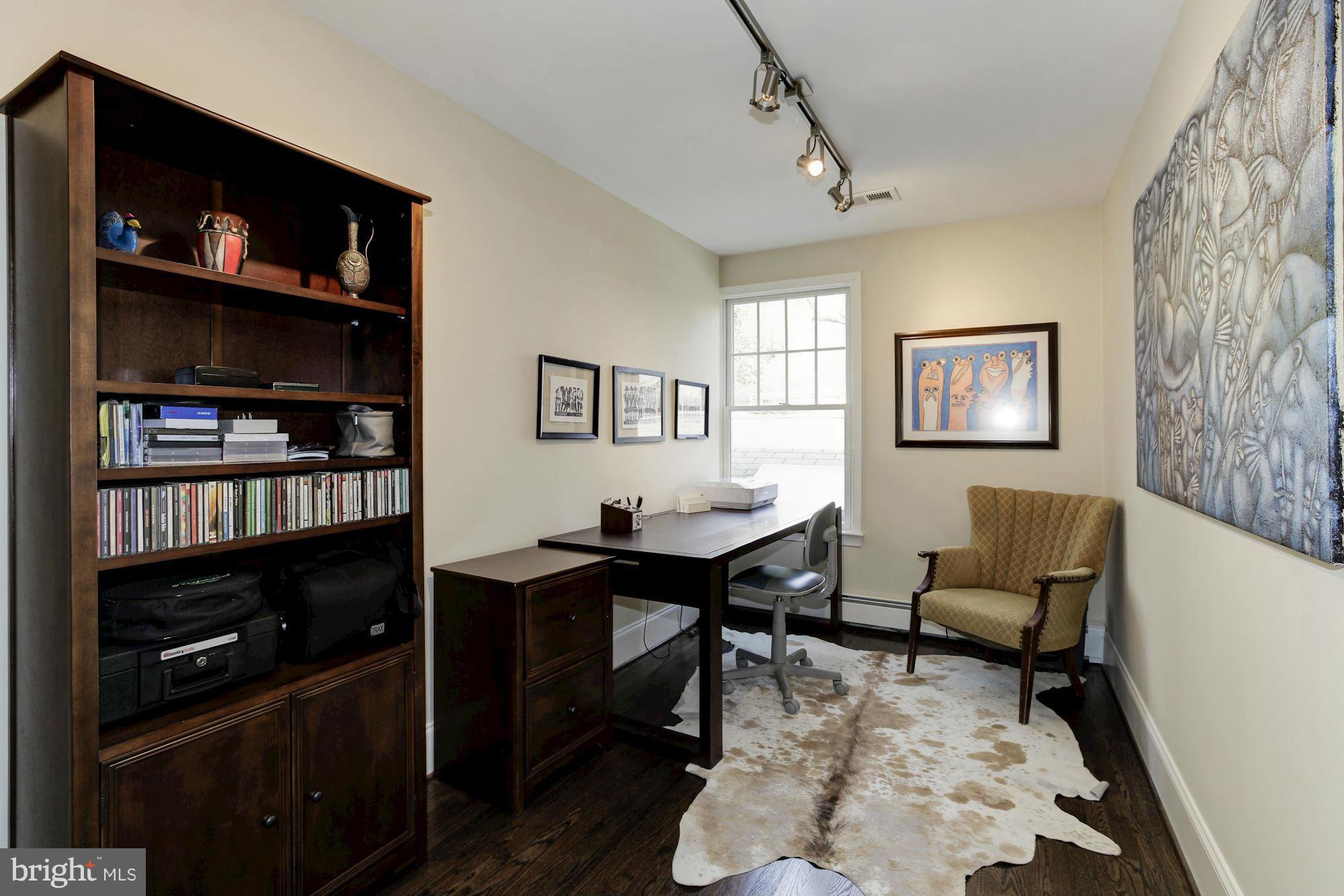 5609 Jordan Road Bethesda, MD 20816 - Photo 20 of 30 Second Bedroom