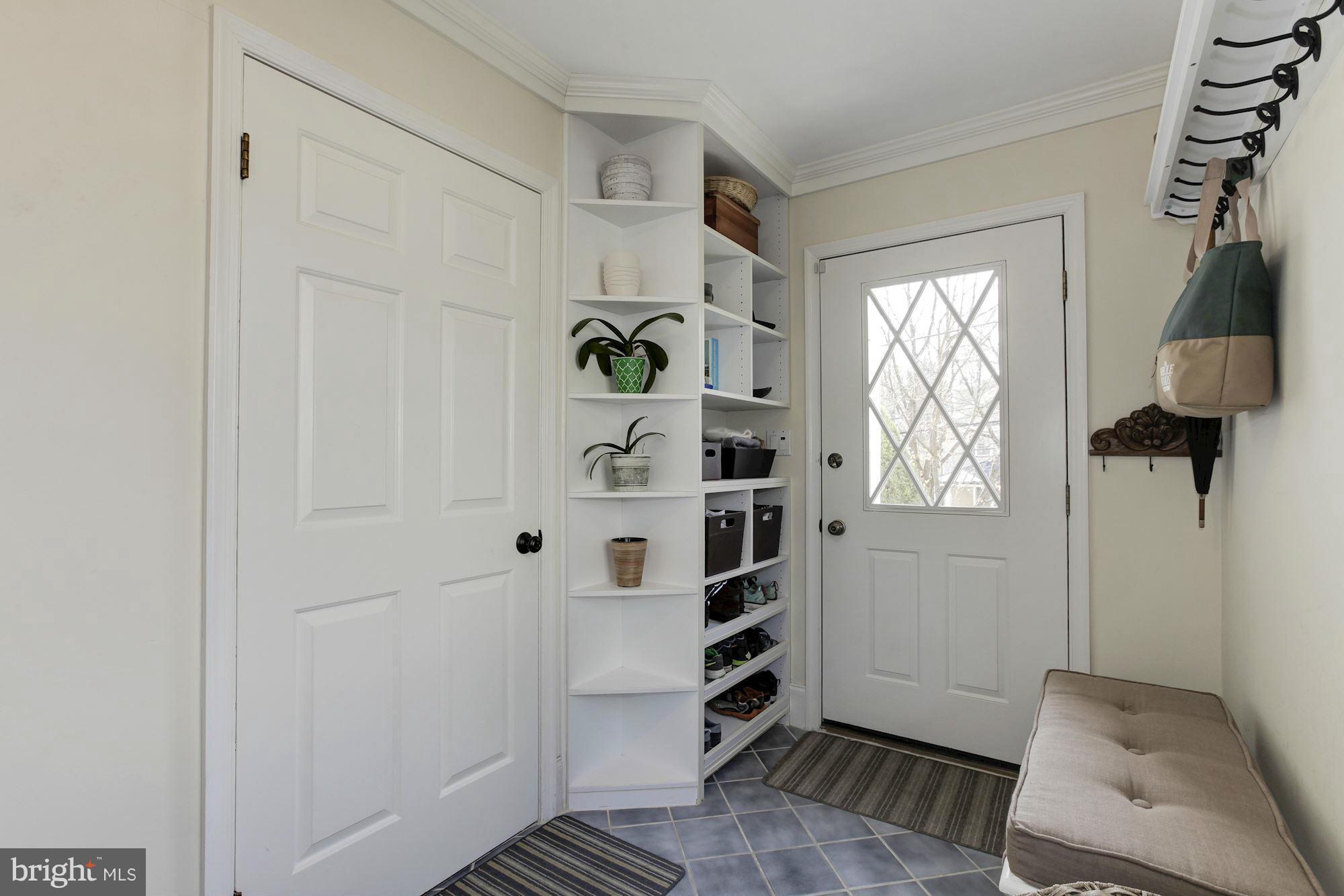 5609 Jordan Road Bethesda, MD 20816 - Photo 8 of 30 Mud Room