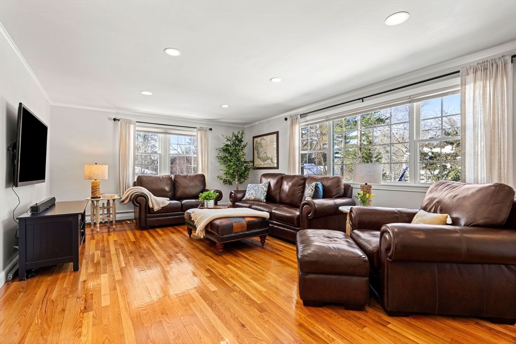 6 Exeter Way Andover, MA 01810 - Photo 14 of 42