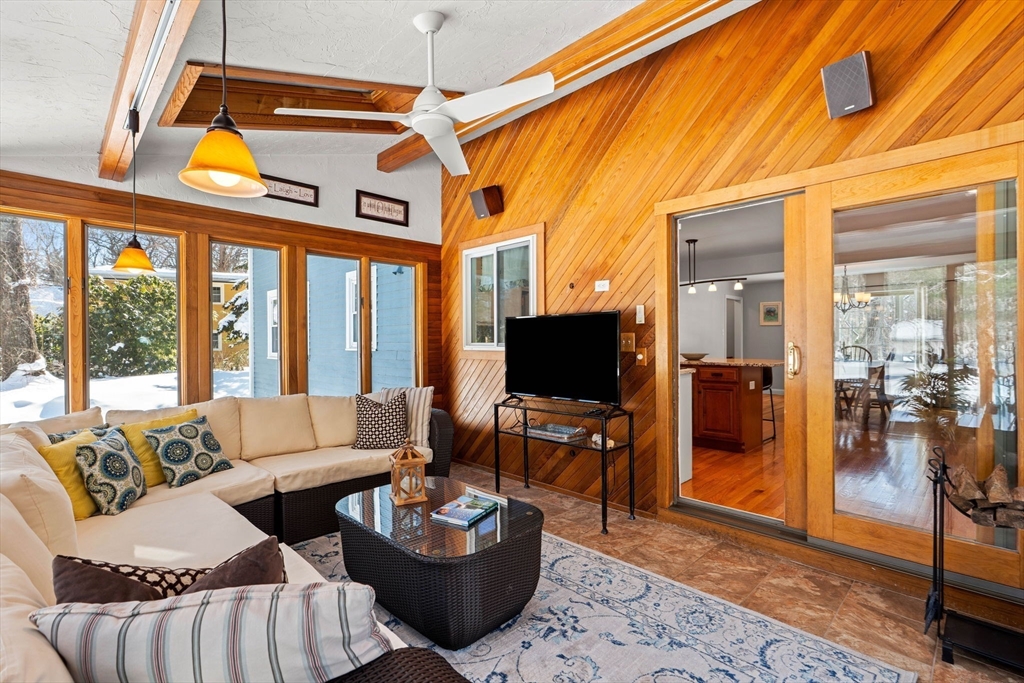 6 Exeter Way Andover, MA 01810 - Photo 16 of 42