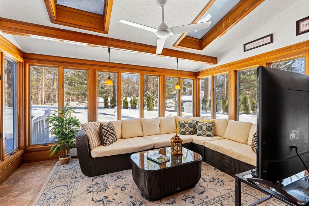 6 Exeter Way Andover, MA 01810 - Photo 17 of 42