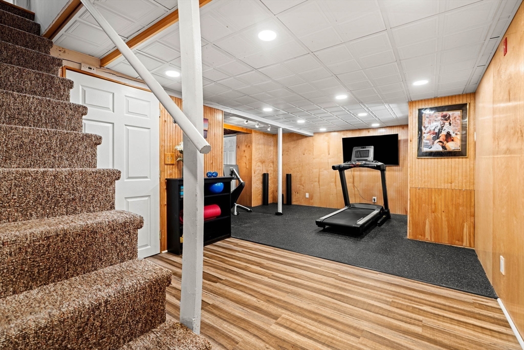 6 Exeter Way Andover, MA 01810 - Photo 33 of 42