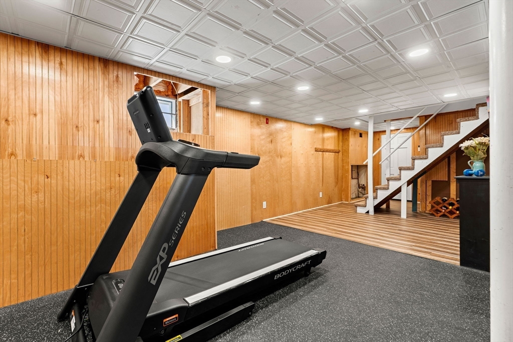 6 Exeter Way Andover, MA 01810 - Photo 34 of 42