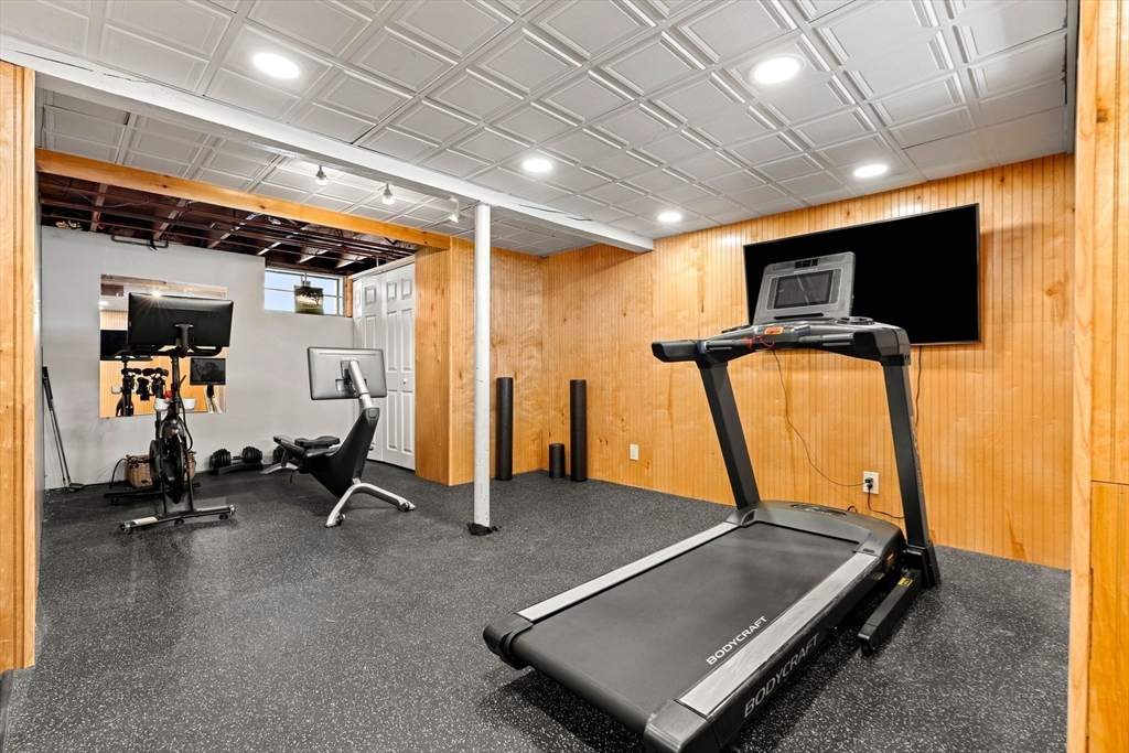 6 Exeter Way Andover, MA 01810 - Photo 35 of 42