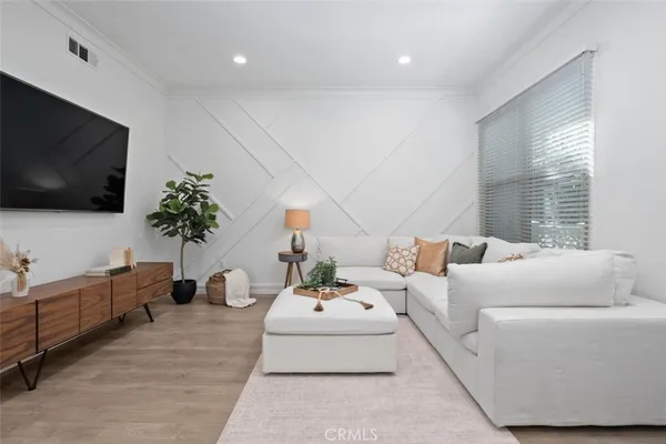 $949,000 | 102 Capricorn, Irvine, CA 92618