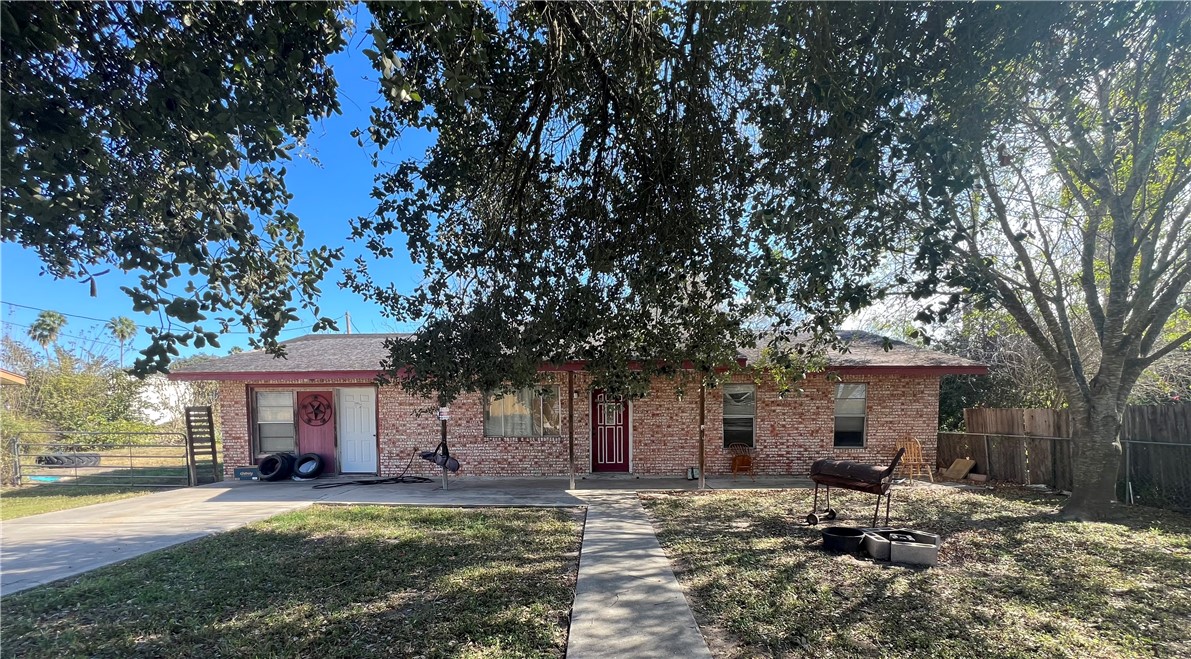 26067 Road 827 Road Harlingen, TX 78552 - Photo 1 of 16