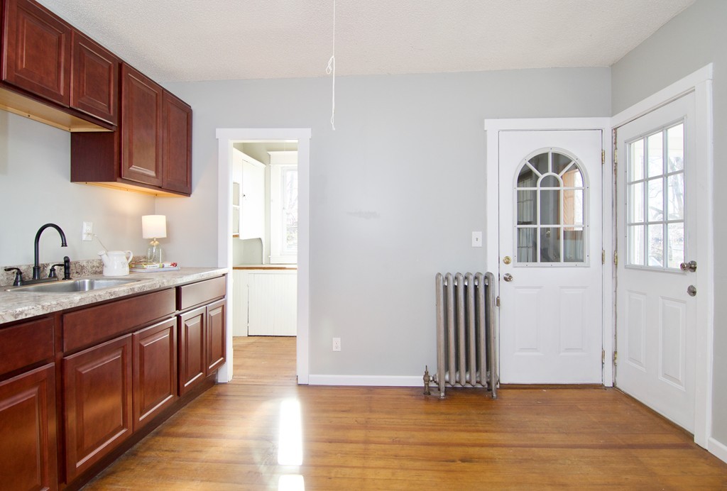 91-93 Noel Street Springfield, MA 01108 - Photo 5 of 42 Gallery Image 5
