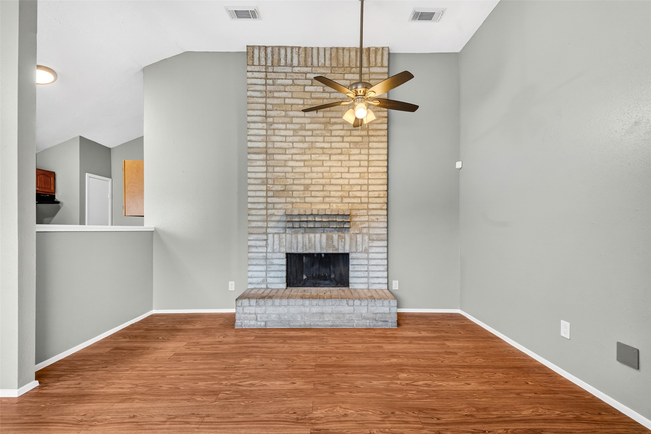 3119 Oak Rock Spring, TX 77373 - Photo 3 of 25 a view of a livingroom with a chandelier