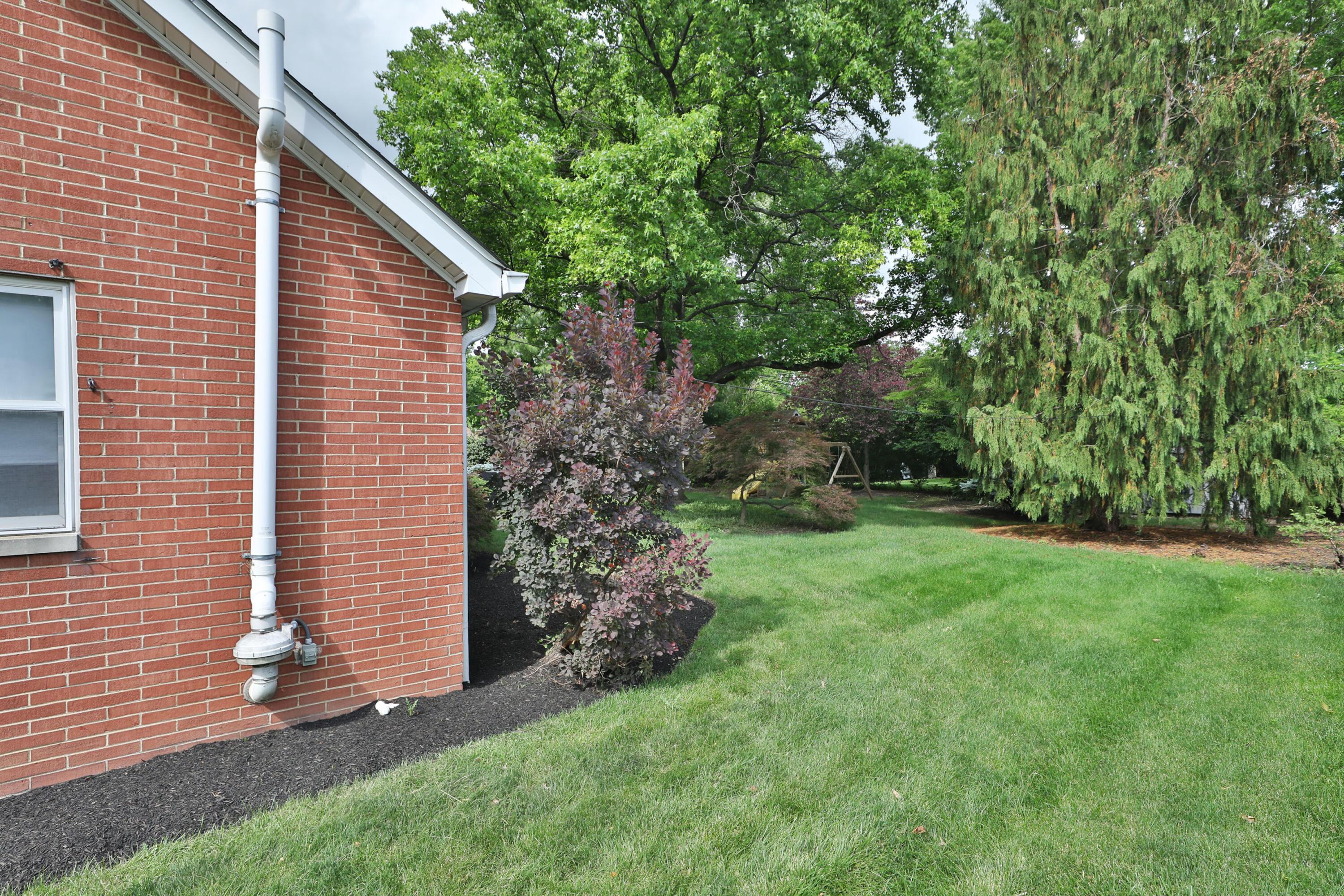 1348 Haddon Road Columbus, OH 43209 - Photo 64 of 71