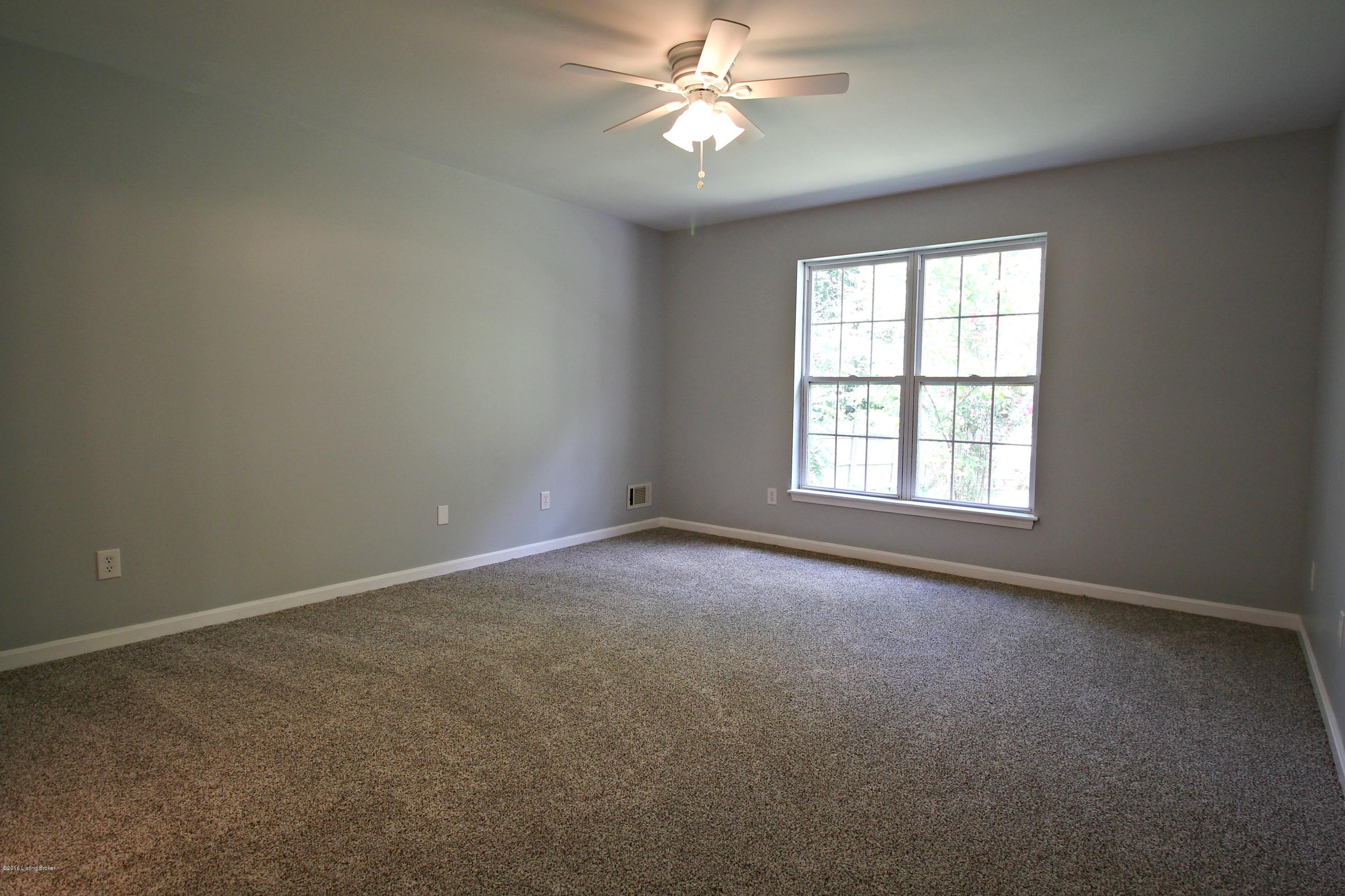 8209 Adams Run Road Louisville, KY 40228 - Photo 13 of 66 IMG_0474