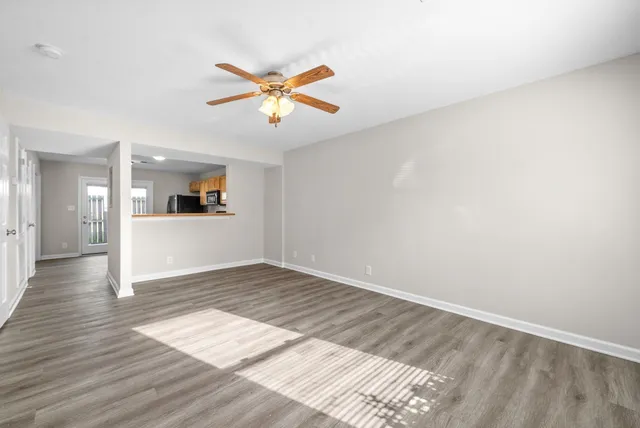 $975 | 124 Coyote Court, Unit 2, Clarksville, TN 37043