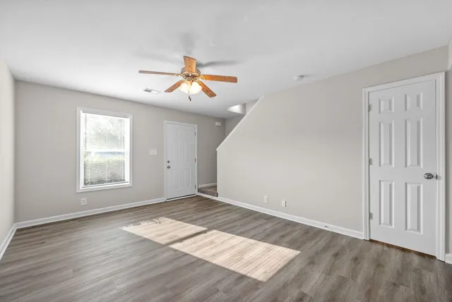 $975 | 124 Coyote Court, Unit 2, Clarksville, TN 37043