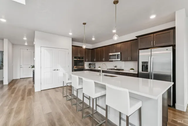 $679,000 | 305 East Cusick Street, Meridian, ID 83642