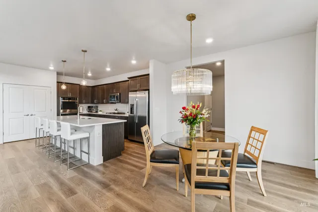 $679,000 | 305 East Cusick Street, Meridian, ID 83642