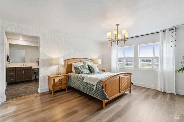 $679,000 | 305 East Cusick Street, Meridian, ID 83642