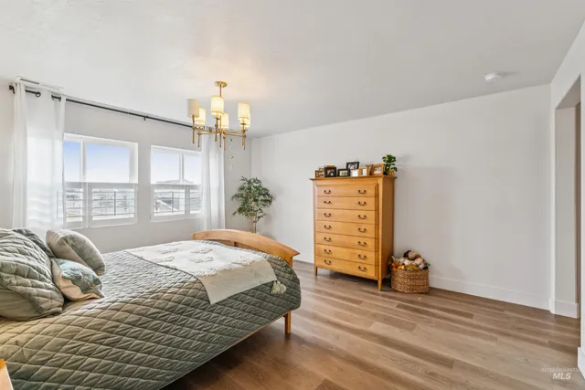 $679,000 | 305 East Cusick Street, Meridian, ID 83642