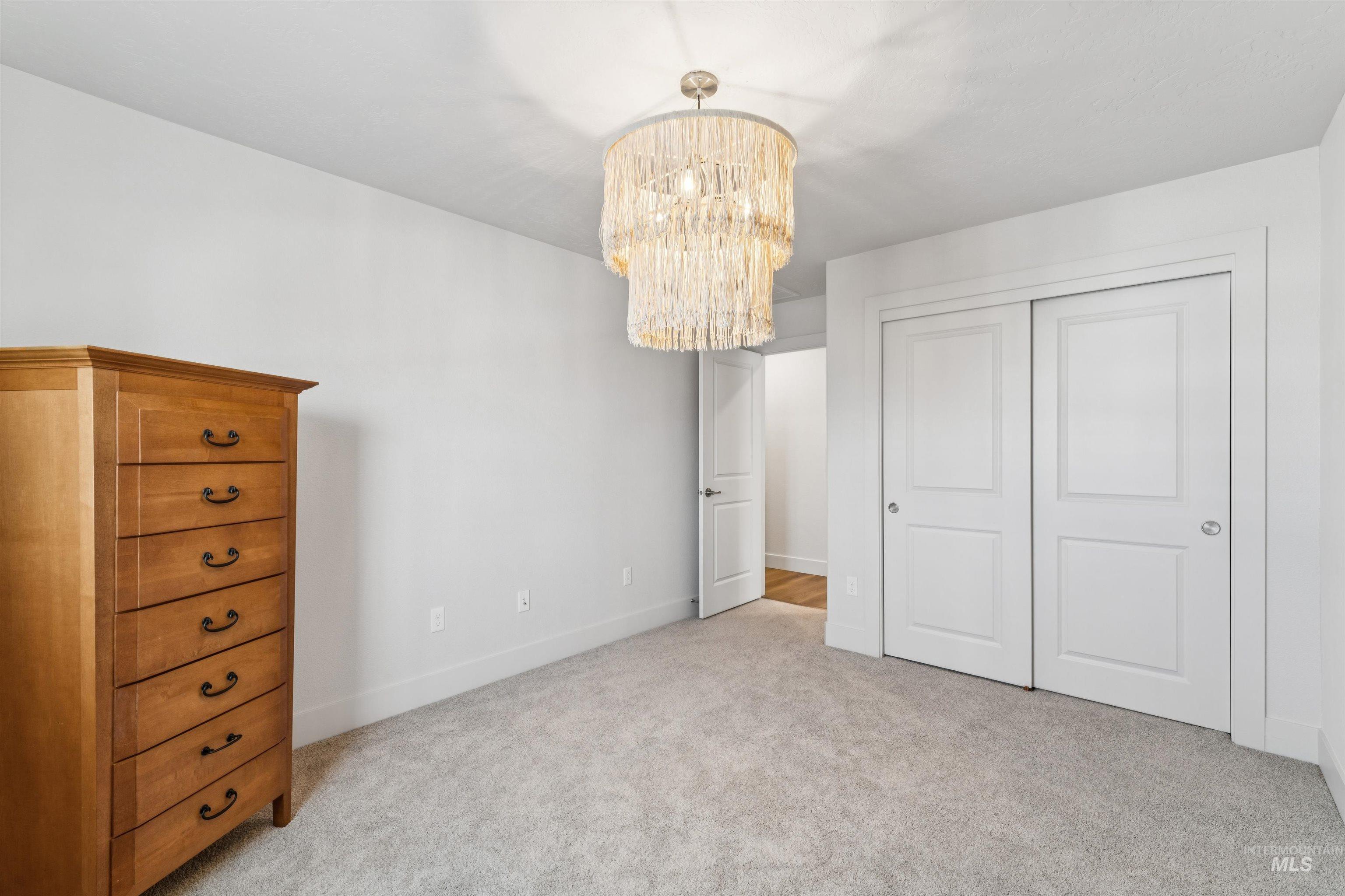 305 East Cusick Street Meridian, ID 83642 - Photo 27 of 50