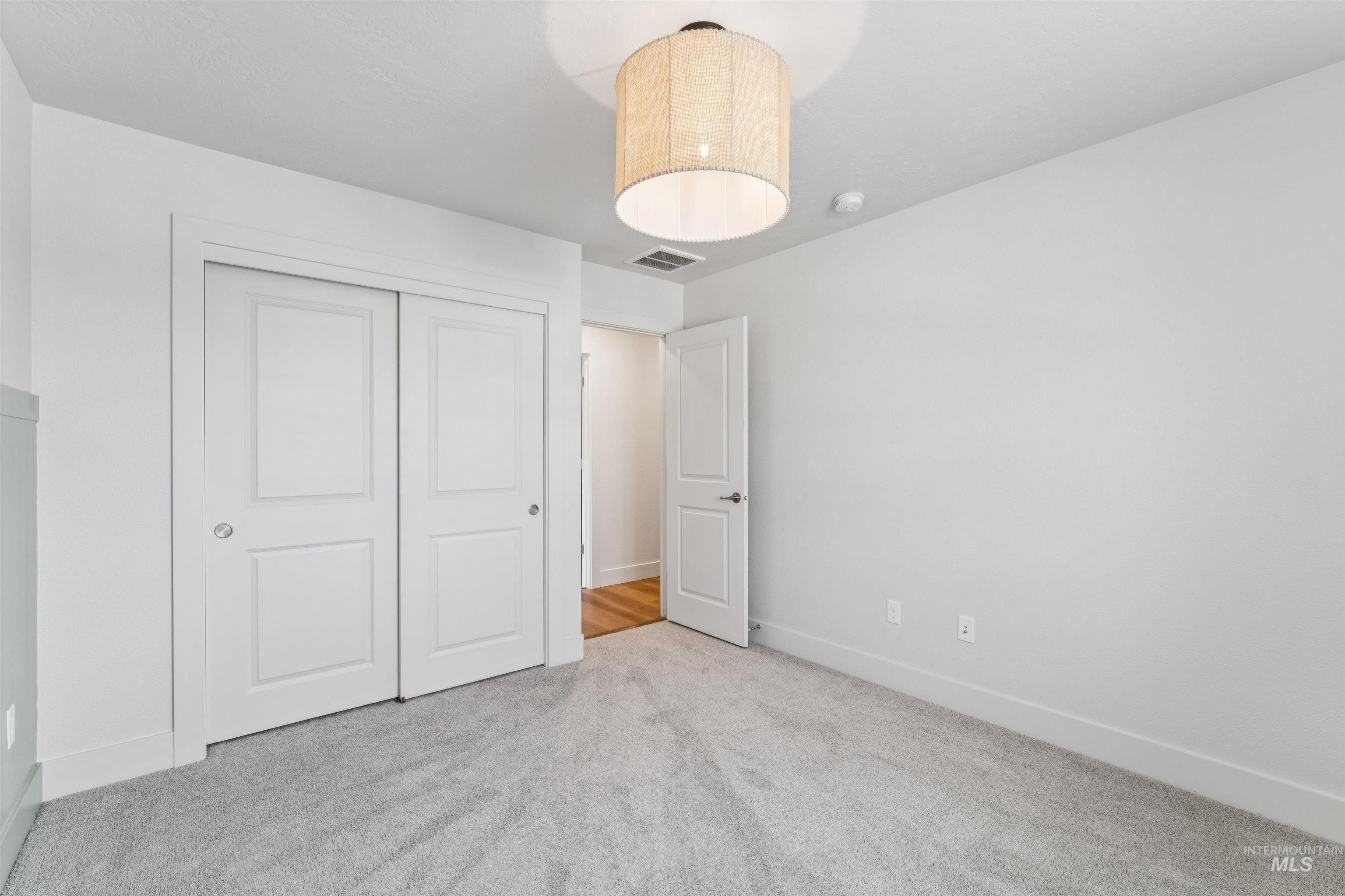 305 East Cusick Street Meridian, ID 83642 - Photo 29 of 50