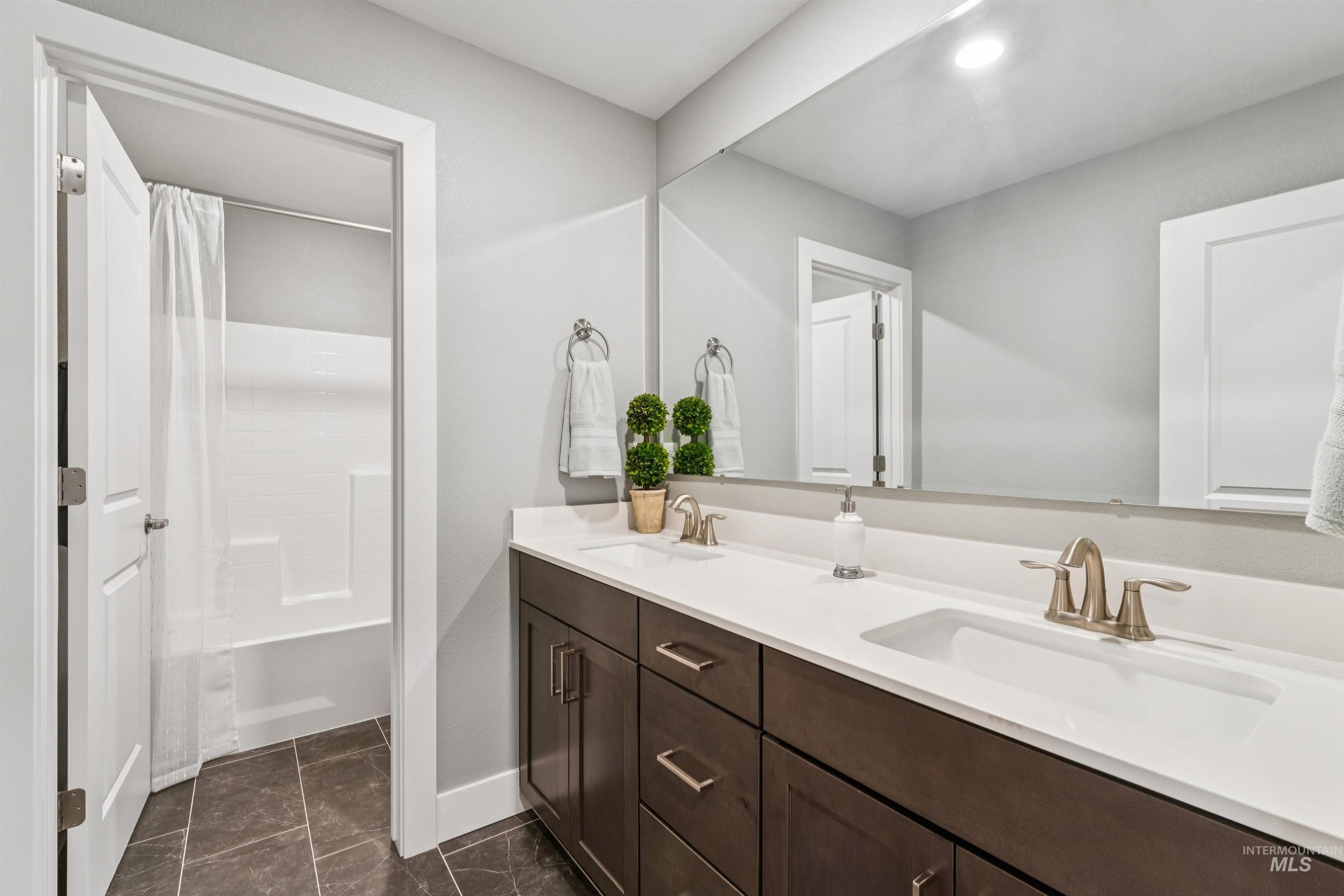 305 East Cusick Street Meridian, ID 83642 - Photo 32 of 50