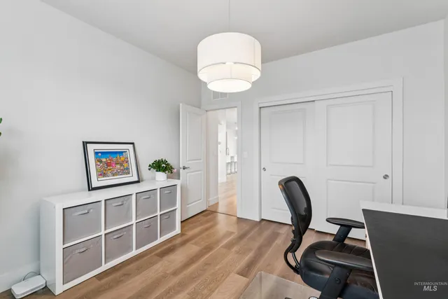 $679,000 | 305 East Cusick Street, Meridian, ID 83642