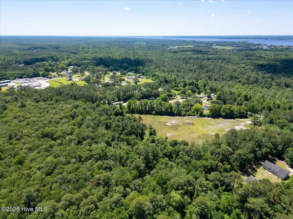 $335,000 | 680 Half Moon Road, New Bern, NC 28560