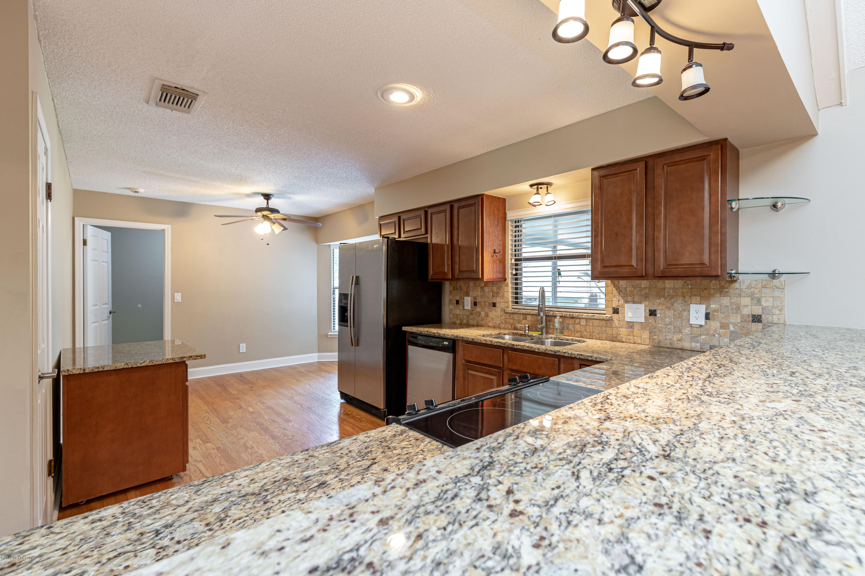 3244 Marbon Road Jacksonville, FL 32223 - Photo 24 of 40 Kitchen View 6