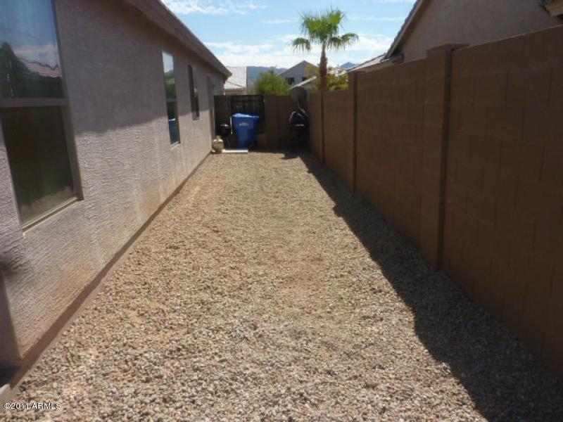2402 West Apollo Road Phoenix, AZ 85041 - Photo 11 of 23 Backyard
