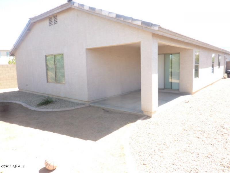 2402 West Apollo Road Phoenix, AZ 85041 - Photo 13 of 23 Backyard