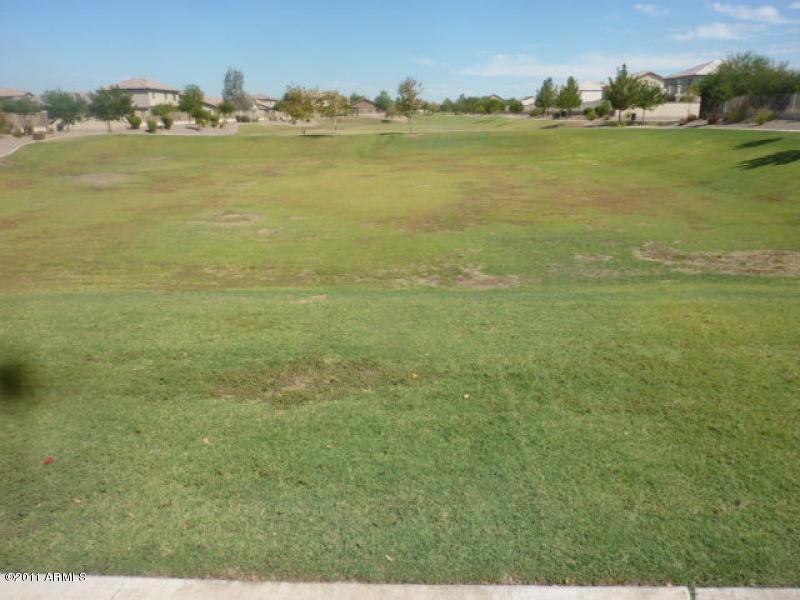 2402 West Apollo Road Phoenix, AZ 85041 - Photo 21 of 23 Greenbelt
