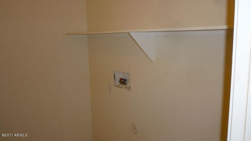 2402 West Apollo Road Phoenix, AZ 85041 - Photo 9 of 23 Laundry Room