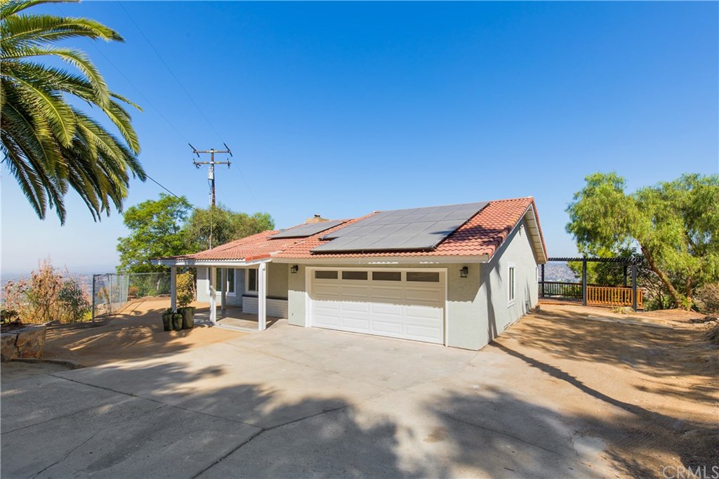 1022 Rainbow Crest Road Fallbrook, CA 92028 - Photo 11 of 45